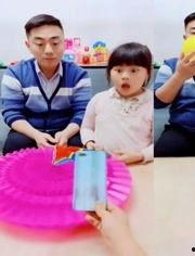 父女视频吃瓜,揭秘家庭温馨背后的甜蜜瞬间