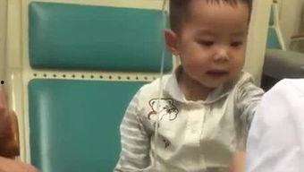 小孩打针视频吃瓜,揭秘小孩打针视频背后的吃瓜故事