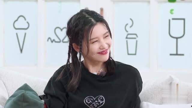 亲妈现场吃瓜,笑料百出！