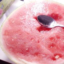 晚安吃瓜头像女,揭秘晚安吃瓜头像女生的神秘魅力