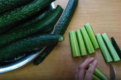 吃瓜最好方法,轻松享受夏日清凉