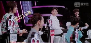 少女吃瓜跳舞视频,欢快视频引网友热议